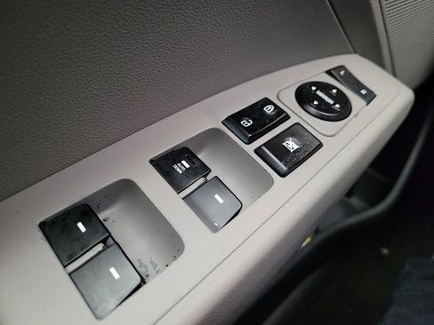 Used 2019 Hyundai Elantra SE image 27