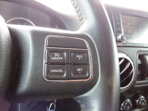 Used 2017 Jeep Wrangler Unlimited Sahara w/ Dual Top Group AWD/4WD image 19