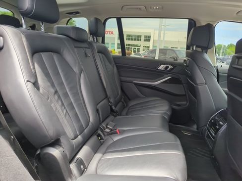 Used 2020 BMW X7 xDrive40i w/ Premium Package AWD/4WD image 27