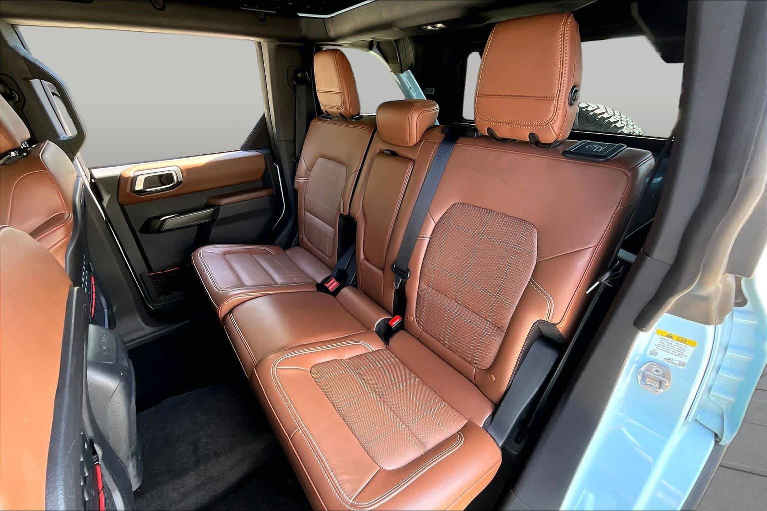 Used 2024 Ford Bronco Heritage Edition AWD/4WD image 18