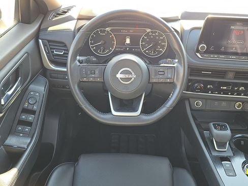 Used 2023 Nissan Rogue SV w/ SV Premium B Package AWD/4WD image 27