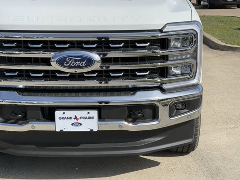 New 2026 Ford F250 Lariat w/ Lariat Premium Package image 48