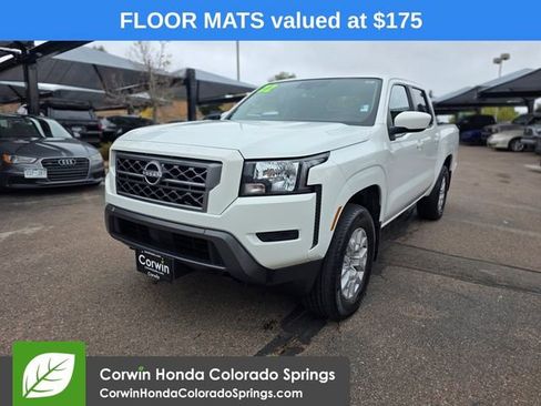 Used 2022 Nissan Frontier SV image 4