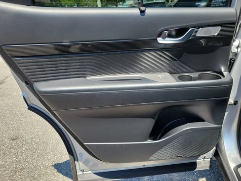 Used 2024 Hyundai Palisade Calligraphy FWD image 13