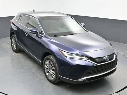 Used 2022 Toyota Venza Limited w/ Advanced Technology Package image 37