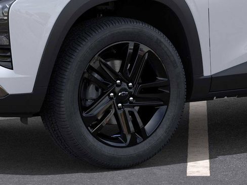 New 2026 Chevrolet Trax ACTIV w/ Sunroof Package image 9