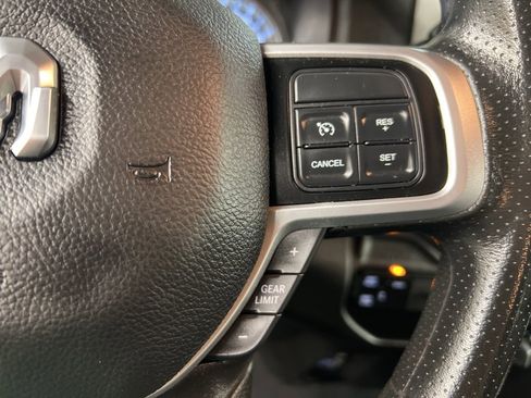 Used 2022 RAM 2500 Big Horn w/ Protection Group image 17