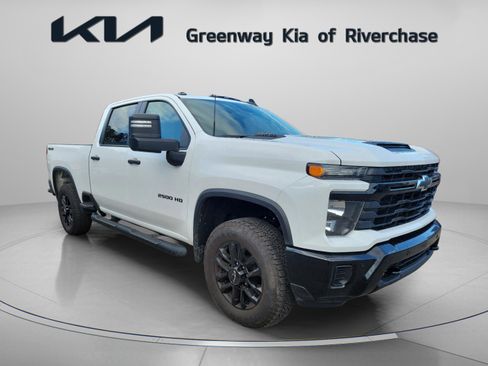 Used 2025 Chevrolet Silverado 2500 Custom w/ Custom Convenience Package image 1