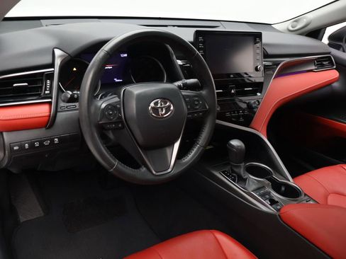 Used 2023 Toyota Camry XSE w/ Navigation Package image 14