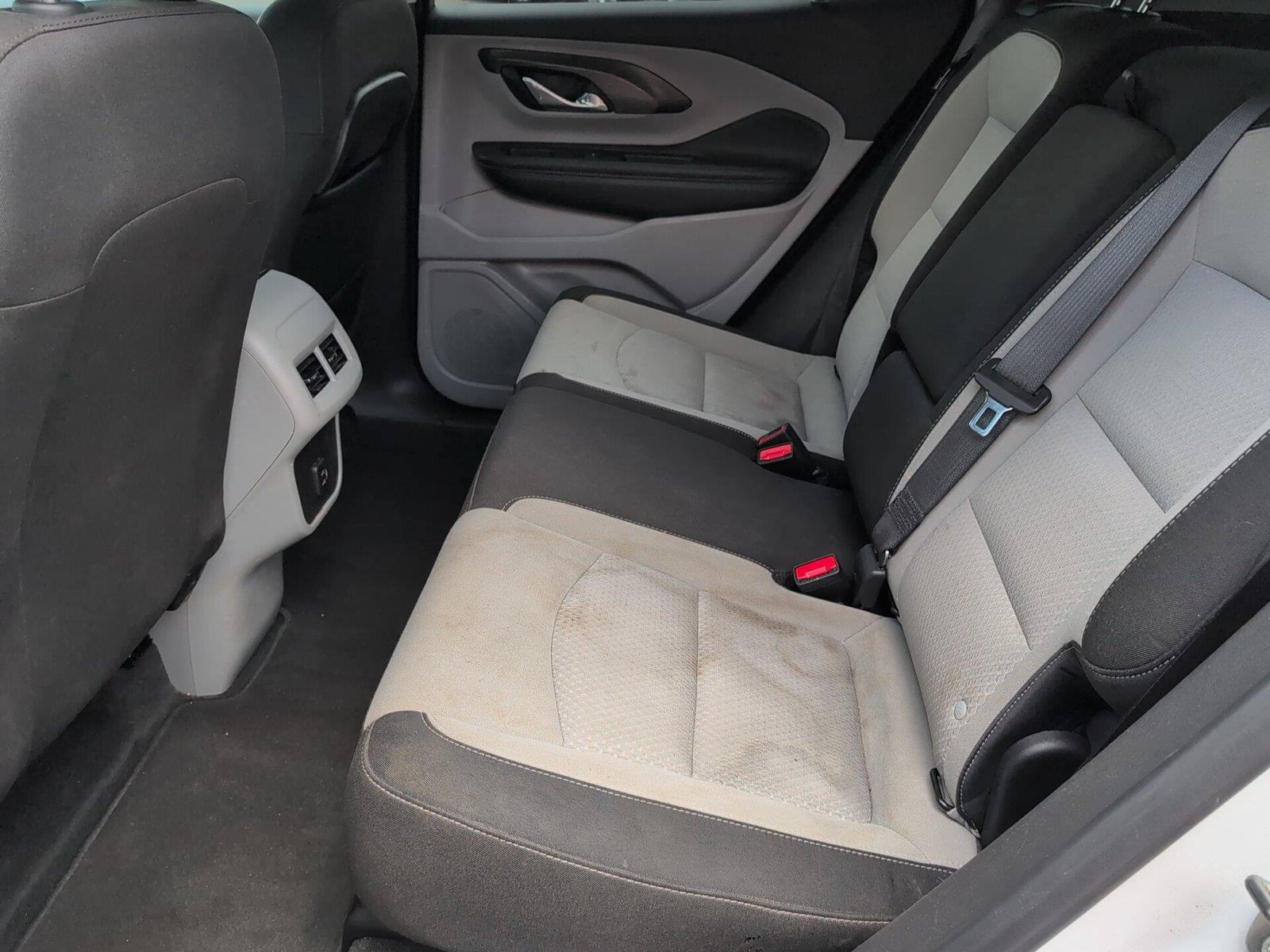 Certified 2024 GMC Terrain SLE FWD image 33