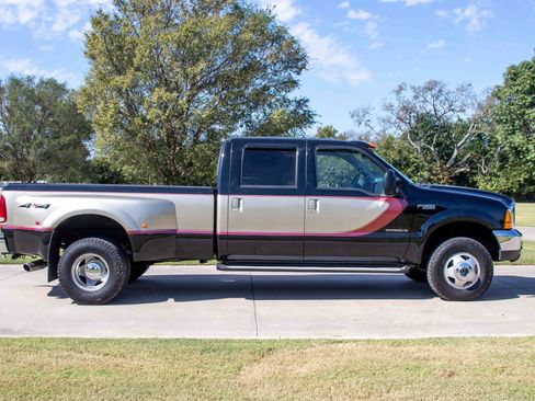 Used 2000 Ford F350 Lariat image 17