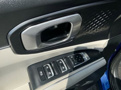 Used 2022 Kia Sorento S w/ Panoramic Sunroof Package FWD image 16