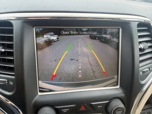 Used 2016 Jeep Grand Cherokee Limited AWD/4WD image 29
