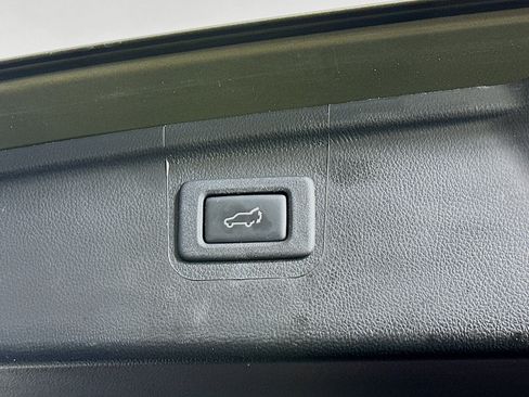 Used 2018 Subaru Outback 2.5i Touring w/ Protection Package #1 image 30