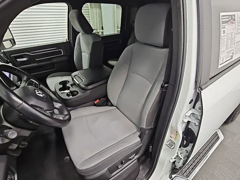 Used 2024 RAM 2500 Big Horn image 29