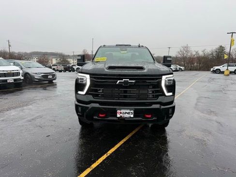 New 2026 Chevrolet Silverado 3500 LT w/ Trail Boss Package AWD/4WD image 10