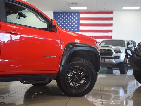Used 2019 Chevrolet Colorado Z71 image 35
