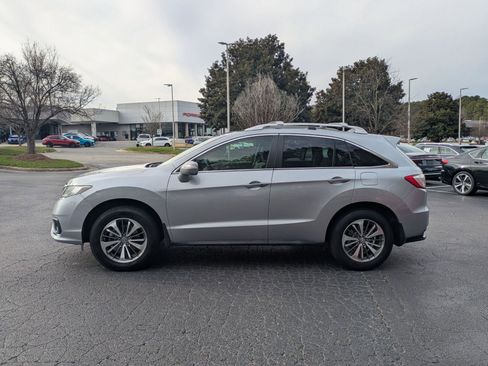 Used 2018 Acura RDX AWD w/ Advance Package image 8