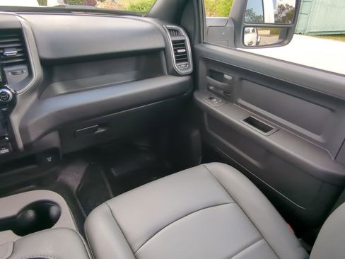 New 2026 RAM 3500 Tradesman AWD/4WD image 15