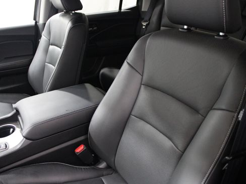Used 2025 Honda Ridgeline RTL image 6