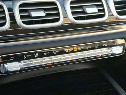 Used 2024 Mercedes-Benz GLE 450 4MATIC image 19