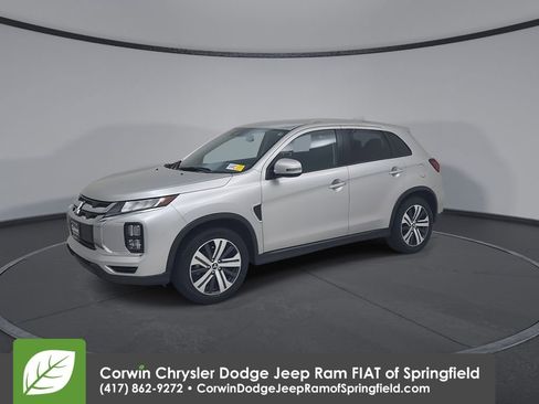 Used 2024 Mitsubishi Outlander Sport SE image 8