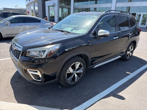 Used 2019 Subaru Forester Touring AWD/4WD image 30