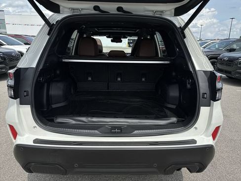 Certified 2025 Subaru Forester Touring w/ Popular Package - Touring AWD/4WD image 16