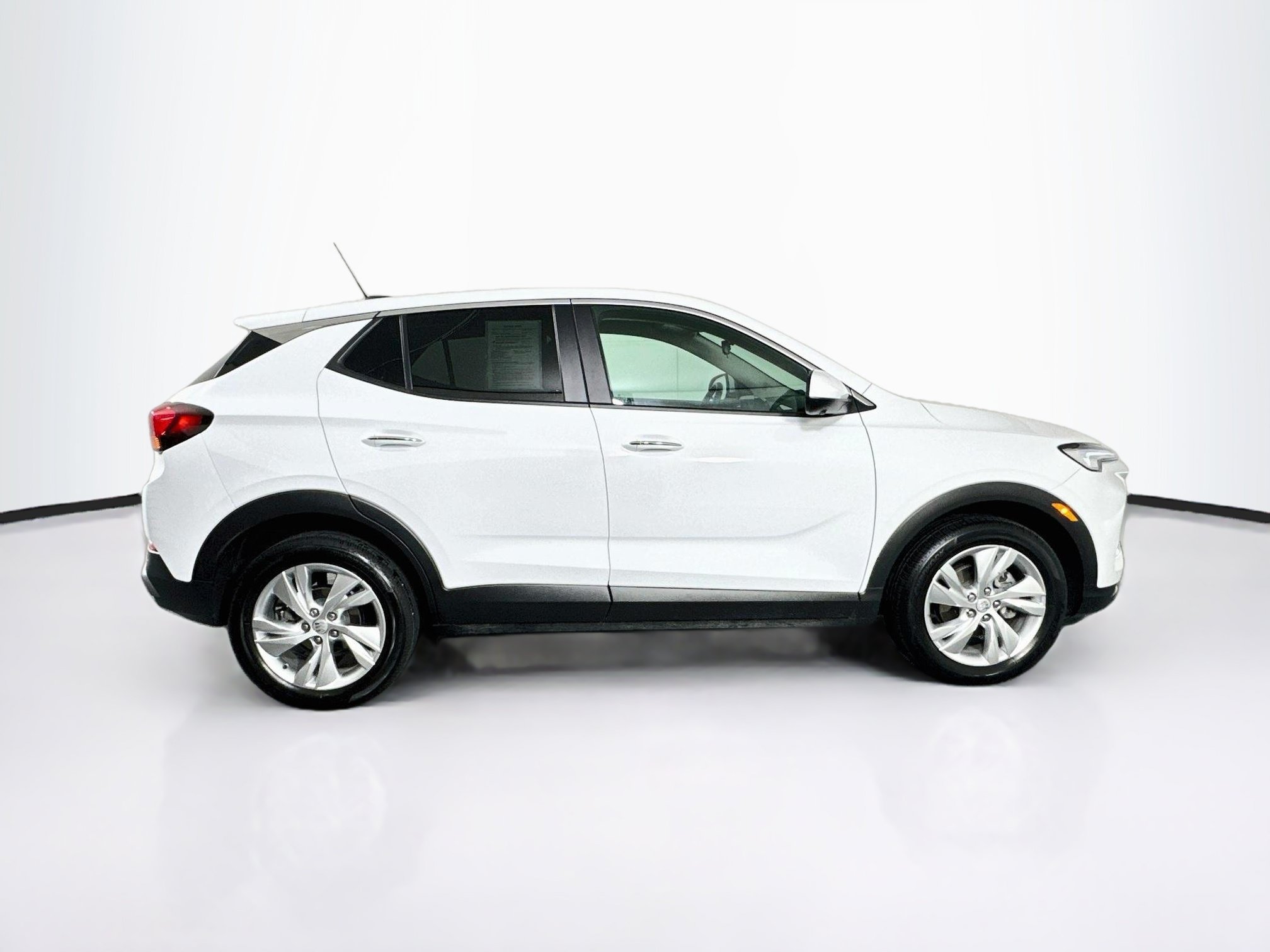 Used 2025 Buick Encore GX Preferred w/ Advanced Technology Package FWD image 10