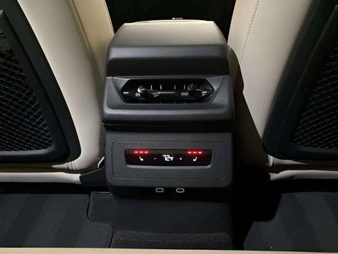 Used 2025 Audi Q6 e-tron Premium Plus w/ Premium Plus image 78