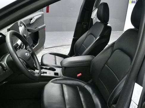 Used 2024 Ford Escape Platinum image 13