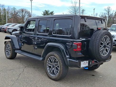 Used 2024 Jeep Wrangler High Altitude image 6