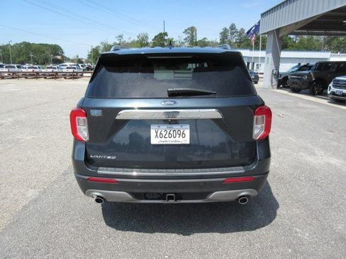 Used 2022 Ford Explorer Limited w/ Equipment Group 301A RWD image 4