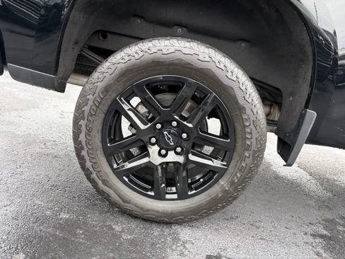 Used 2025 Chevrolet Silverado 1500 LT Trail Boss w/ Protection Package AWD/4WD image 7