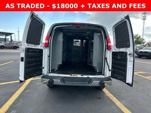 Used 2020 Chevrolet Express 2500 w/ Driver Convenience Package image 14