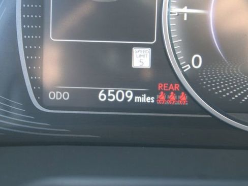 Certified 2024 Lexus ES 350 w/ Premium Package image 15