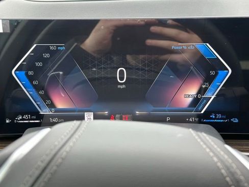 Certified 2025 BMW X5 xDrive50e w/ Climate Comfort Package image 15