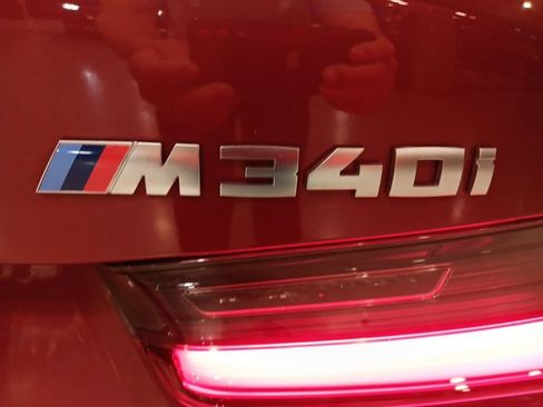 Used 2025 BMW M340i xDrive AWD/4WD image 17