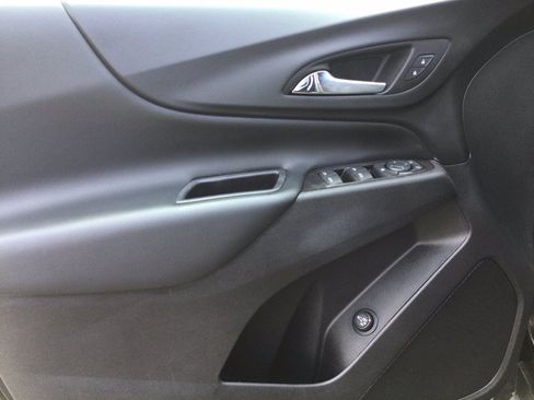 Used 2020 Chevrolet Equinox LT AWD/4WD image 12