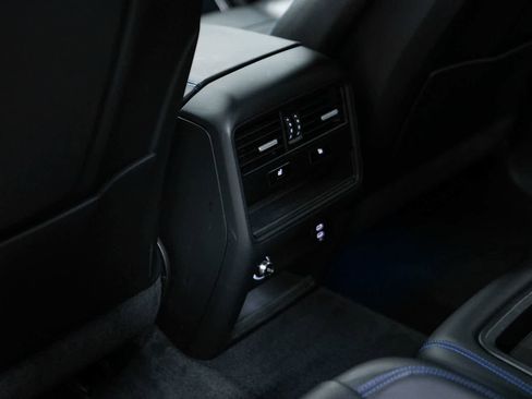 Certified 2023 Porsche Cayenne Turbo GT AWD/4WD image 35
