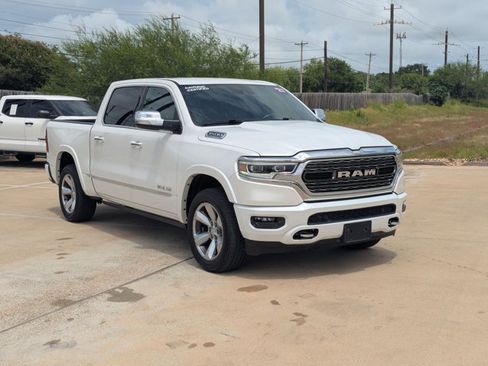 Used 2021 RAM 1500 Limited w/ Body Color Bumper Group RWD image 3