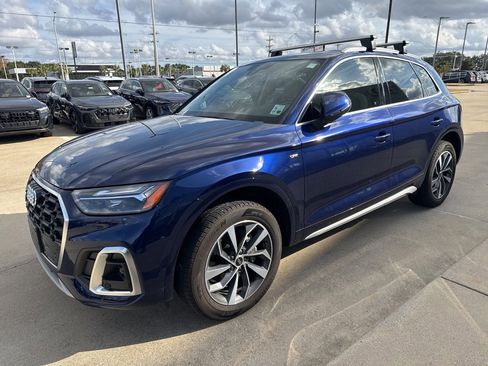 Used 2023 Audi Q5 2.0T Premium w/ Convenience Package image 5