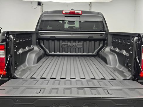 New 2026 GMC Canyon Denali w/ LPO, Denali Black Edition image 14