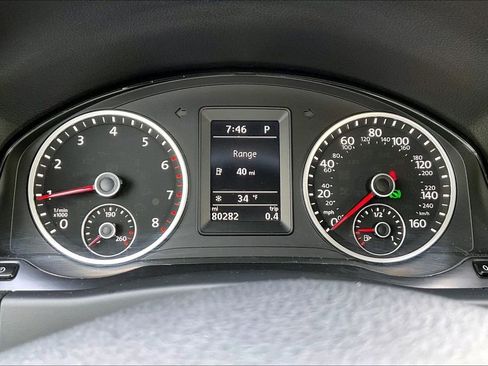 Used 2017 Volkswagen Tiguan S AWD/4WD image 27