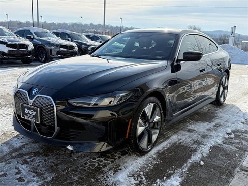 Used 2025 BMW i4 xDrive40i w/ Premium Package image 7