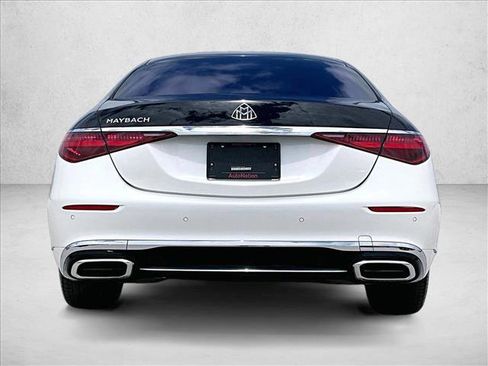 Certified 2022 Mercedes-Benz Maybach S 580 4MATIC image 4