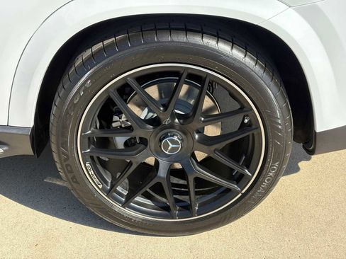 New 2026 Mercedes-Benz GLE 53 AMG 4MATIC Coupe image 9