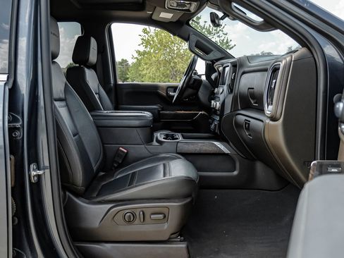 Used 2020 GMC Sierra 2500 Denali w/ Denali Ultimate Package AWD/4WD image 35