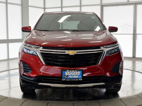 Used 2023 Chevrolet Equinox LT image 3