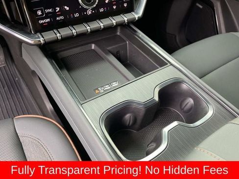 Used 2025 GMC Acadia AT4 AWD/4WD image 35